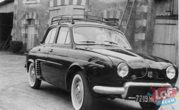 1956 Model Renault Dauphine