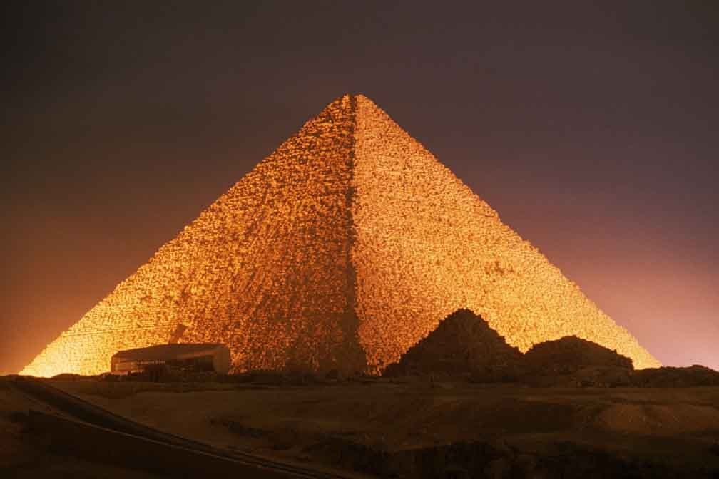 Gerçekten Mısırlılar Mı Yaptı? Bu Üçgenin Anlamı Ney?
