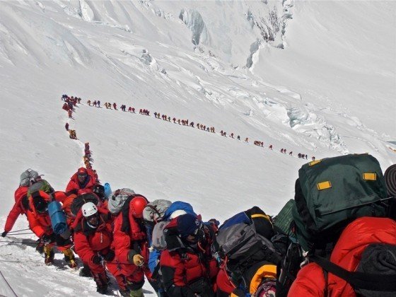 Everest Tepesine Tırmanan Dağcılar