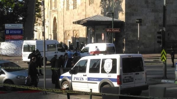 Bursa'da Canlı Bomba Saldırısı 1 Ölü 10 Yaralı