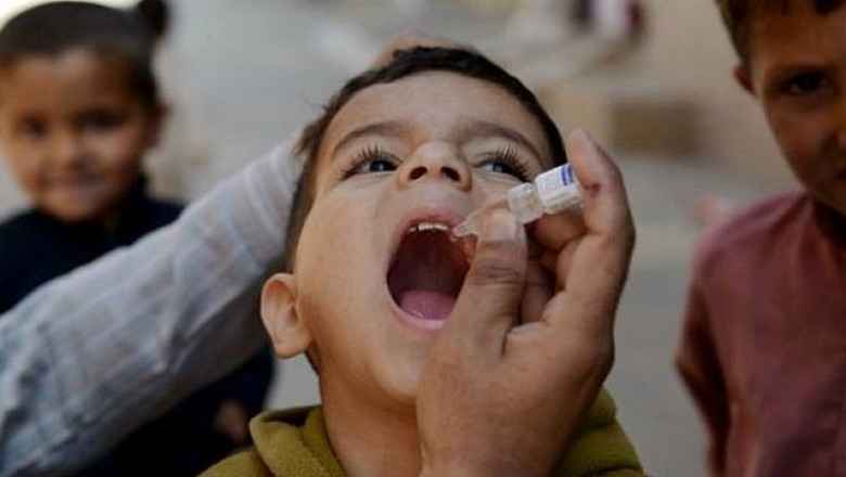 Çocukları sakat bırakabilen hastalık Polio (Çocuk felci)