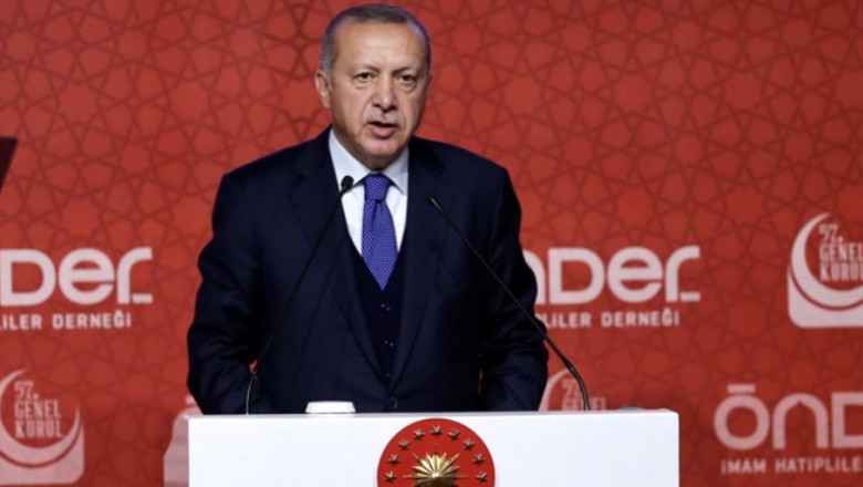 Cumhurbaşkanı Erdoğan, Ekrem İmamoğlu'nu Tebrik Etti
