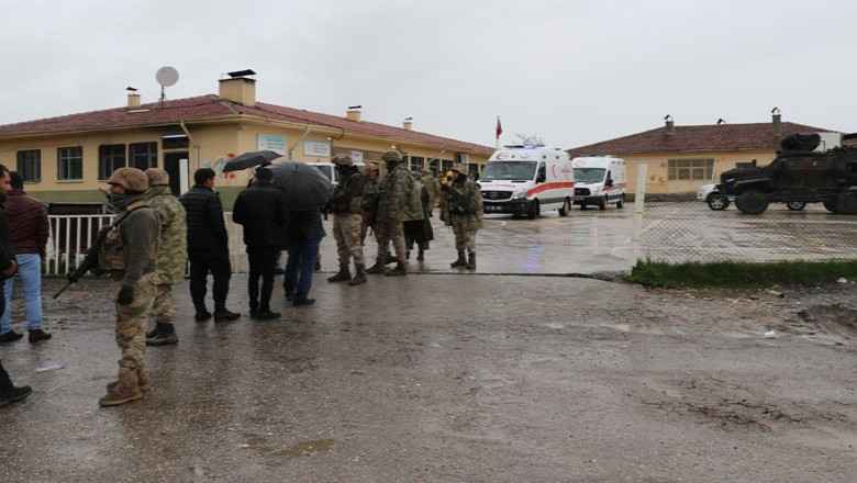 Diyarbakır'da seçim kavgasında 9 yaralı