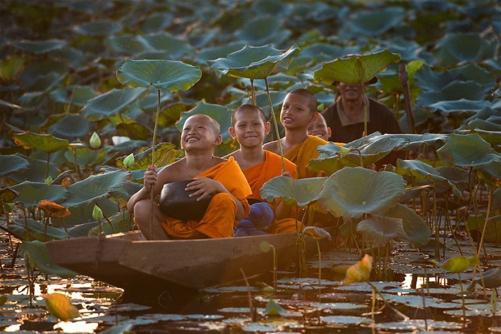 Tayland Mutlu Çocuk Resimleri