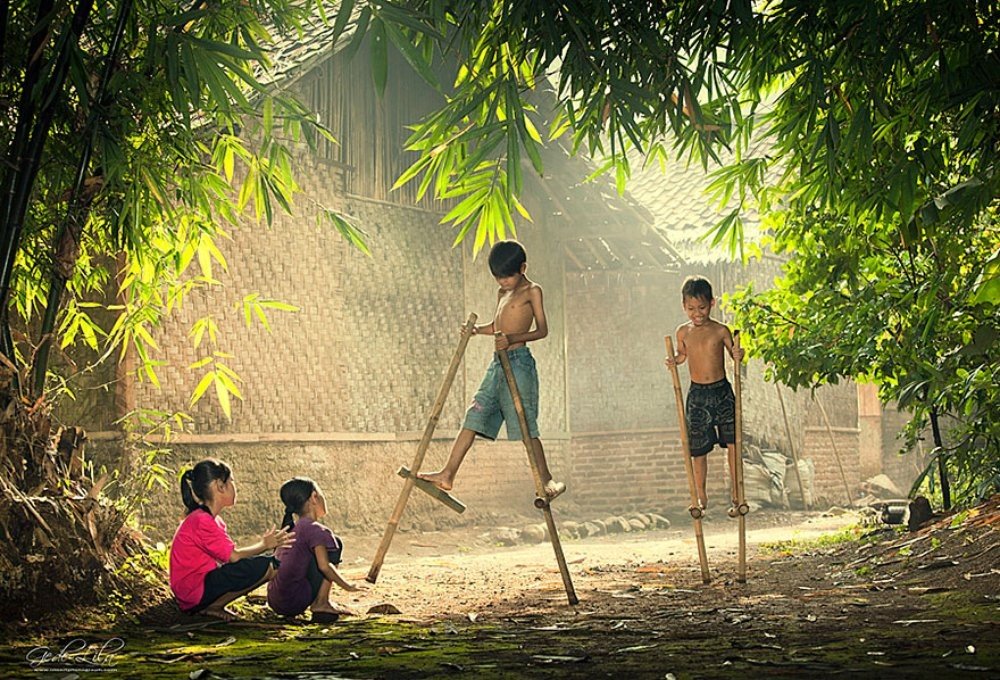 Endonezya'da Çocuk Oyunları