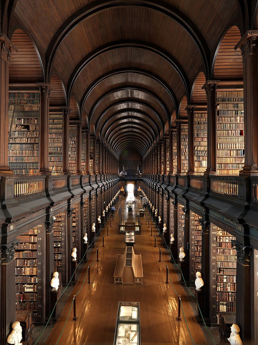 Trinity College Kütüphanesi, Dublin, İrlanda