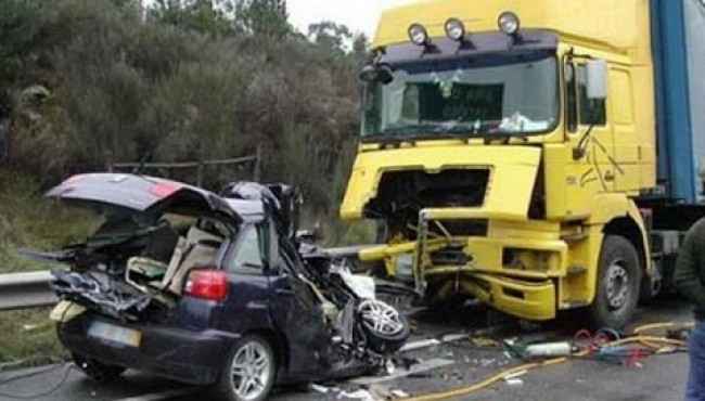En Korkunç Araba Kazaları Bir Arada