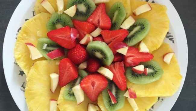 Evinizde Hazırlayabileceğiniz Harika Meyve Tabakları