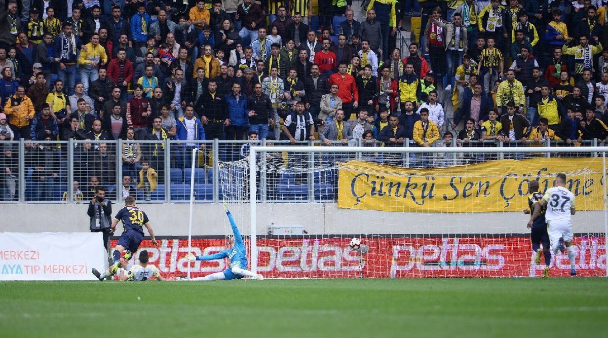 Fenerbahçe, Ankaragücü karşısında istediğini alamadı