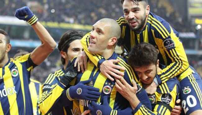 Fenerbahçe Galibiyet Serisine Devam Ediyor. Fenerbahçe 2-1 Çaykur Rizespor