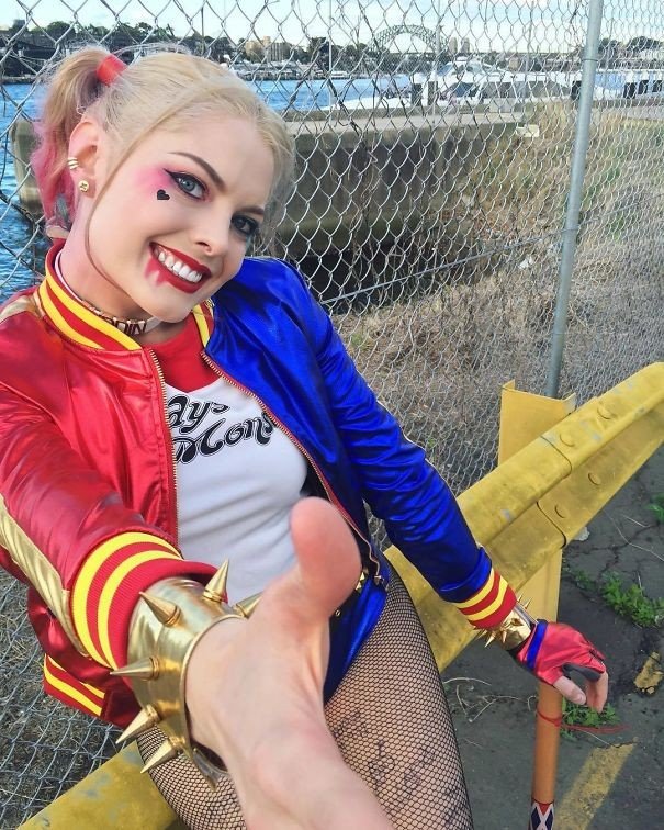 Harley Quinn Cosplay - Laura Gilbert