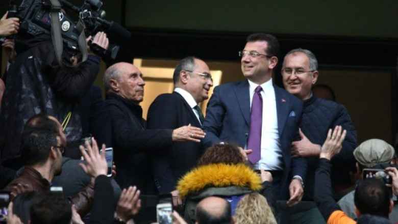İmamoğlu Galatasaray-Kayserispor maçını tribünden takip etti