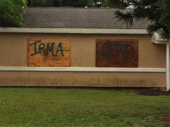 Irma Kasırgasının Ardından Florida'dan Yapılan Komik Paylaşımlar