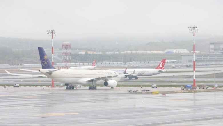 İstanbul Havalimanı'na Sis Engeli