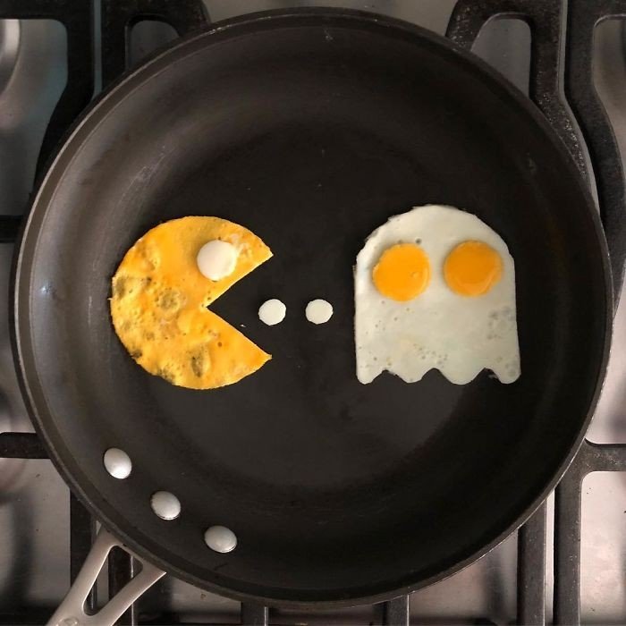 Kahvaltı Yumurtalarını Sanat Eserlerine Dönüştüren Sanatçının 30 Eseri