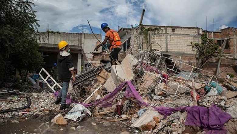 Meksika'daki depremde hayatını kaybedenlerin sayısı 366'ya yükseldi