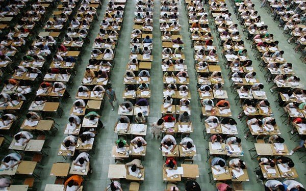 Çin'de yapılan üniversite sınavından bir kare.