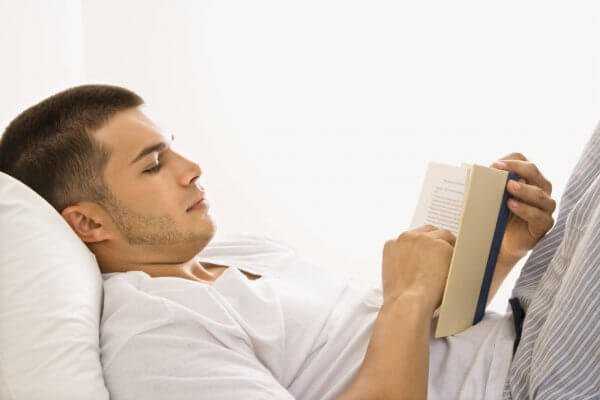Yatmadan önce kitap okumak