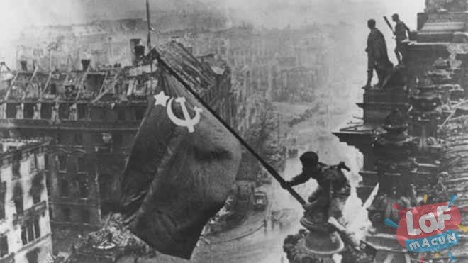 Dünya Savaşı’nın Son Bulması ve Nazi Almanya’sının Çöküşü
