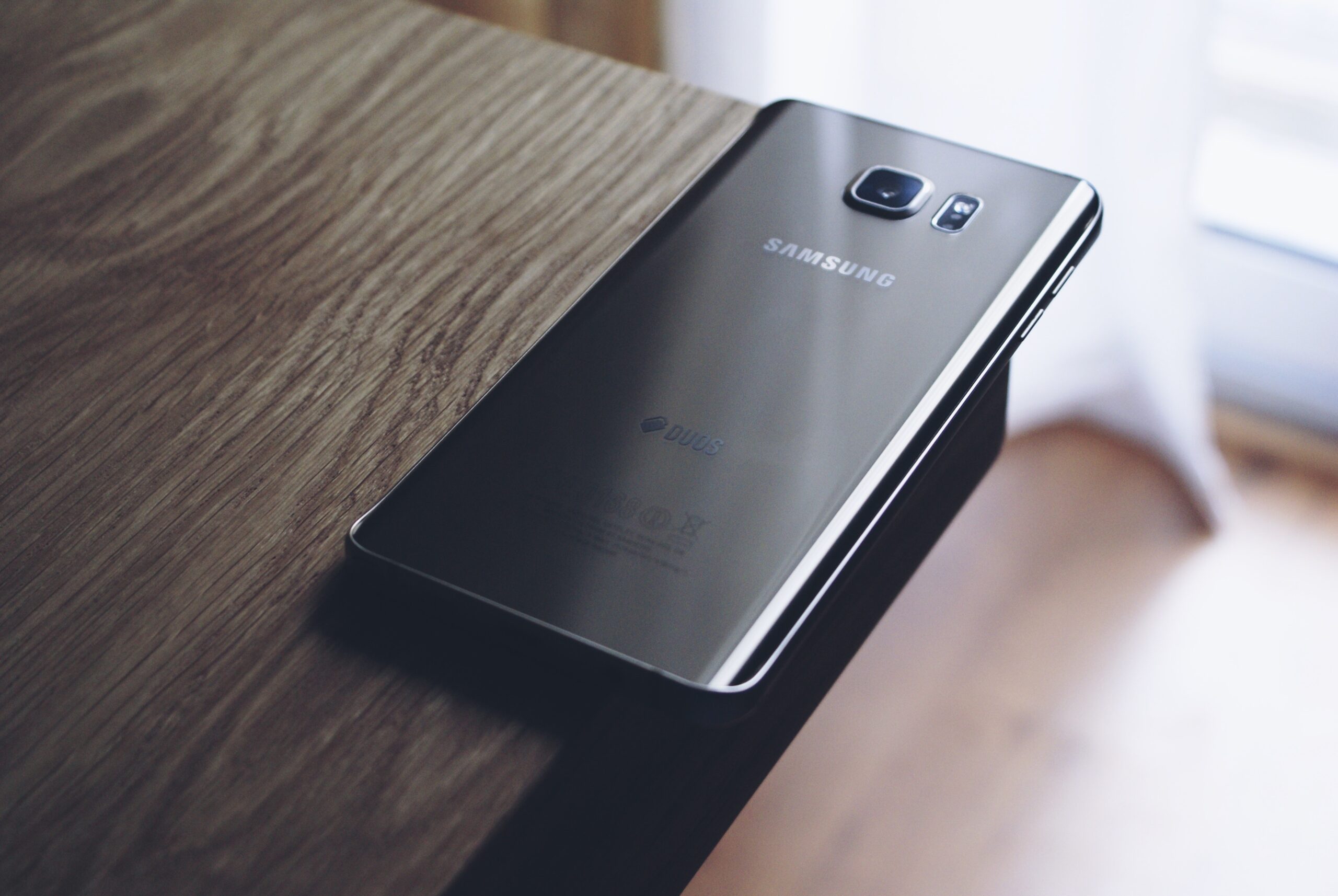 Android 12 güncellemesi için uygun olacak Galaxy cihazları