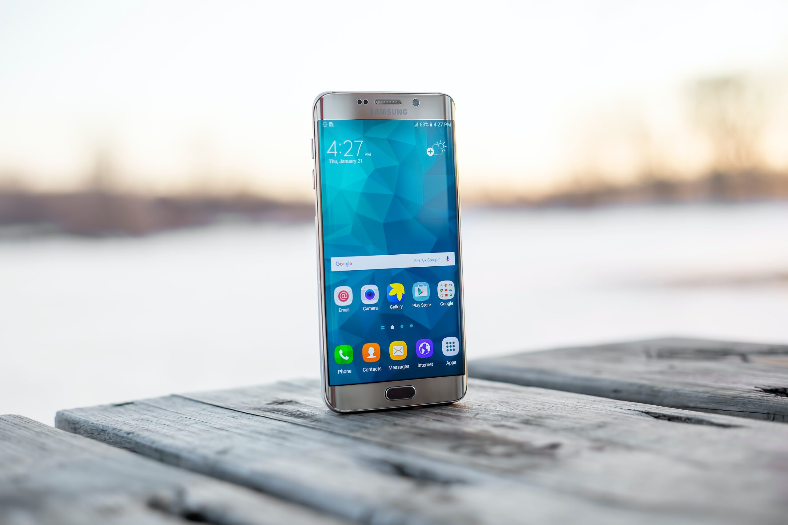 Android 12 güncellemesi için uygun olacak Galaxy cihazları