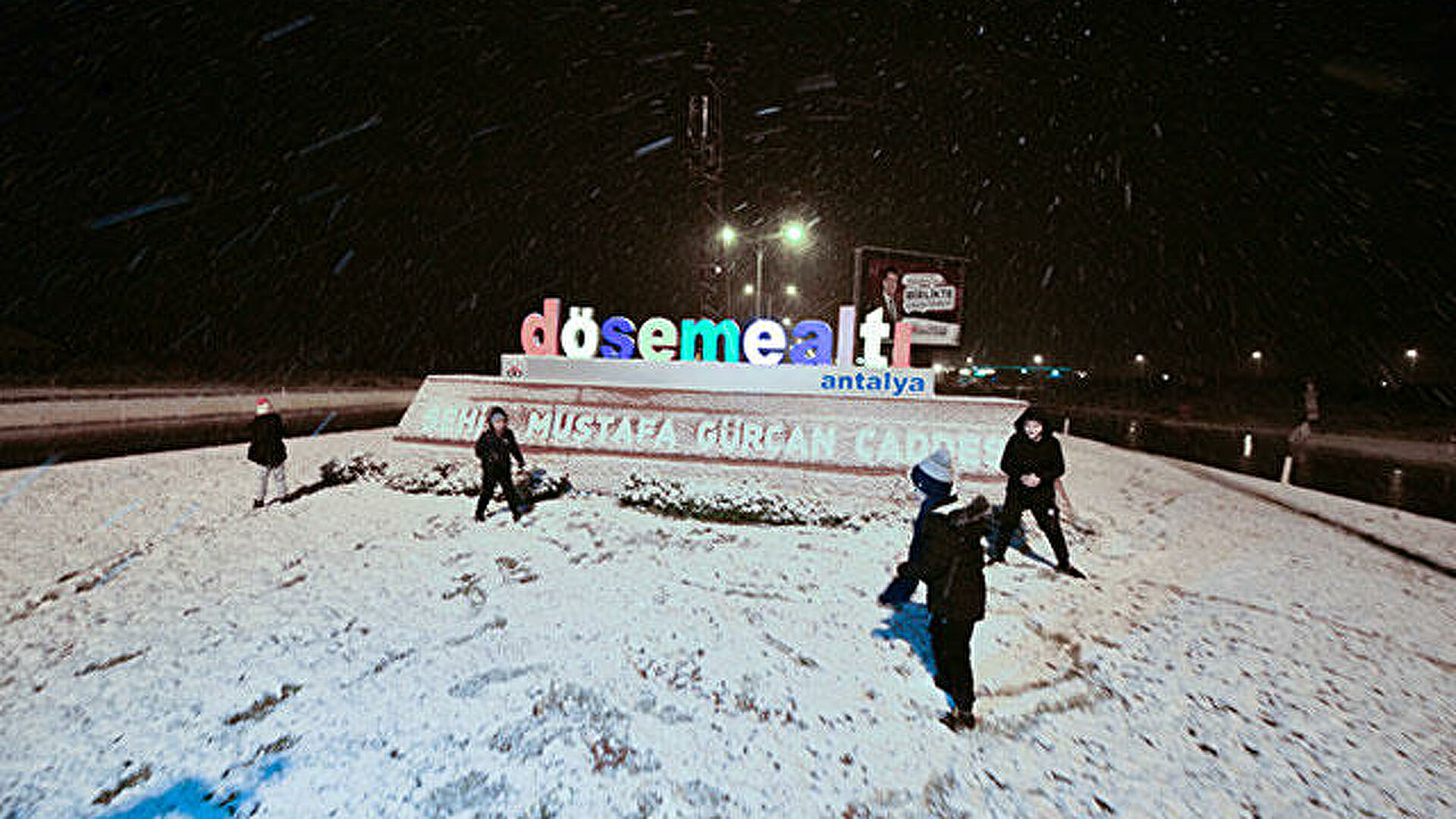 Yıllar Sonra Muğla Ve Antalya'ya Kar Yağdı!