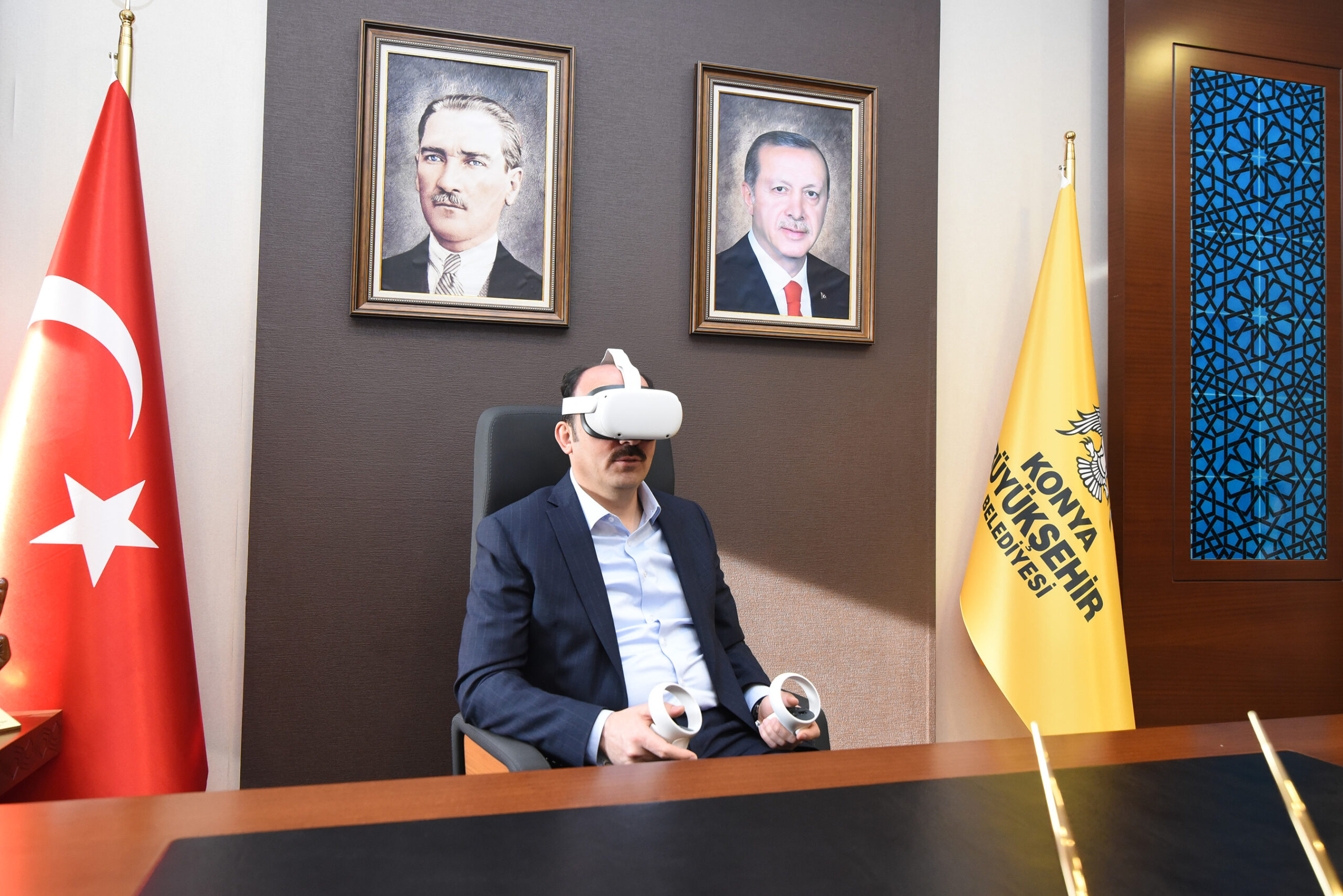 Konya Büyükşehir Belediyesi'nde İlk Metaverse Toplantısı!