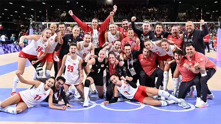 A Milli Kadın Voleybol Takımı olimpiyat yarı finalinde