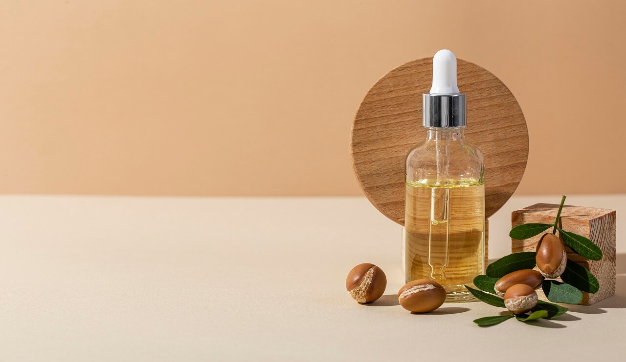 Argan Yağının Güzellik ve Sağlığınıza 14 Faydası 4 Argan Yağı Cilde İyi Gelir