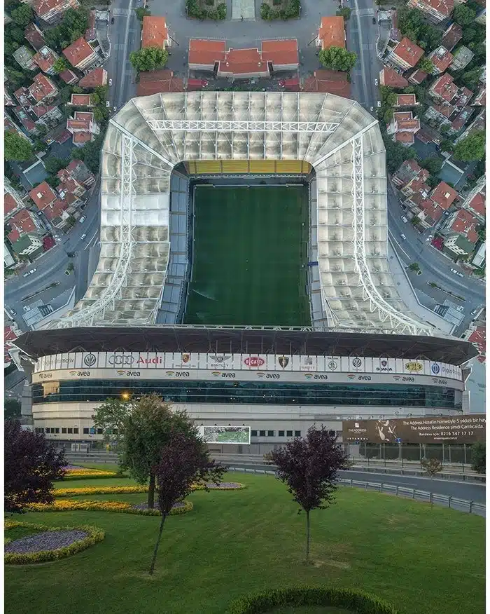 İstanbul’un Çeşitli Yerlerinin Düzleştirilerek Çekişmiş Harika 12 Fotoğraf 4 İstanbul Şükrü Saraçoğlu Stadı