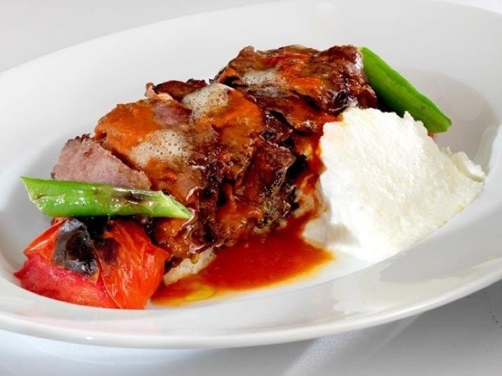 Kandilli Borsa İskender