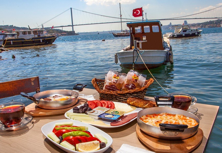 Çengelköy Çınaraltı