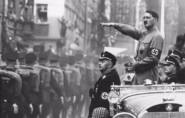 Tarihin En Acımasız 10 Lideri: İnsanlığın Karanlık Sayfaları 2 Adolf Hitler (1889-1945)